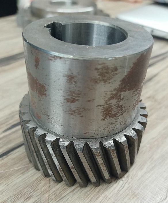 Helical gear - macbros