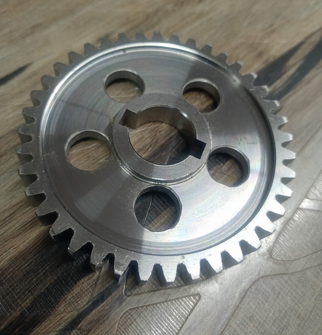 Spur gears - macbros